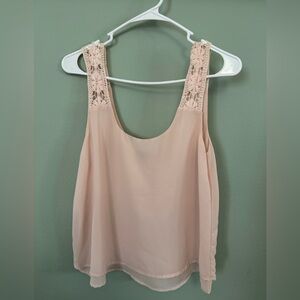 Blusa color rosa claro